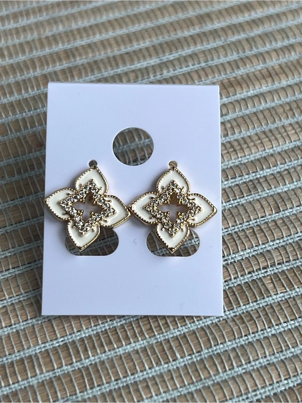 ⭐️-Gold and Cream Floral Stud Earrings with pavé floral cut out center